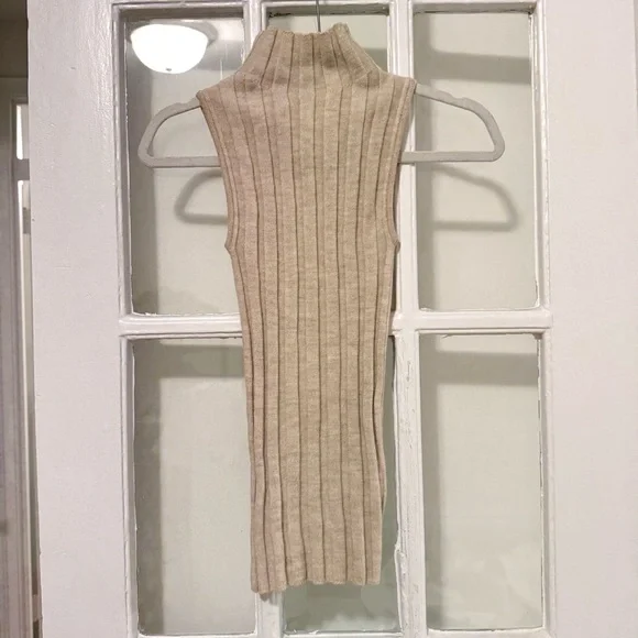 Sleeveless Ivory top from Anine Bing - Picture 4 of 4